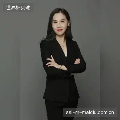 黄芊